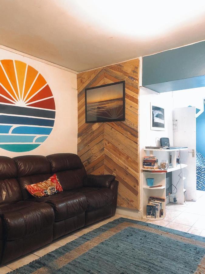 Lahinch -Beach -Surf- Hostel Экстерьер фото
