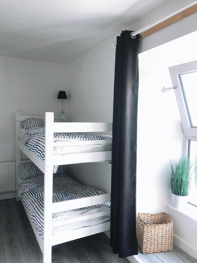 Lahinch -Beach -Surf- Hostel Экстерьер фото